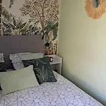 Apartman Grand Phannie 50m Des Cures Tres Jolie Vue Parking Wifi Dispo Sur L Ete Et Libre Du 24 Octobre Jusqu'a Fermeture Cures