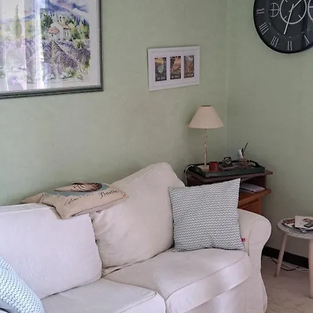 Apartment Libre A Partir Du 24 Octobre Grand Phannie 50m Des Cures Tres Jolie Vue Parking Wifi Tarif Promo