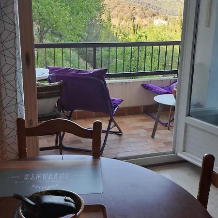 50m Des Cures Wi-fi Parking Agenda 2027 Ouvert Idealement Situe Jolie Vue