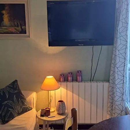 Phannie Renove 50m Cures Apartment *