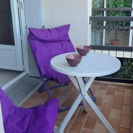 50 M Des Cures Joli Phannie Parking Wifi Debit Libre Avril Et Apres 24 Octobre *