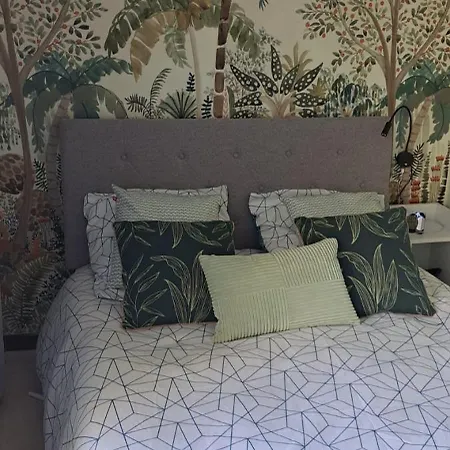 Apartment Phannie Renove 50m Cures *