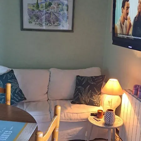 Appartamento Dernières disponibilités 2026 proche cures joli studio Phannie parking wifi haut débit tout confort